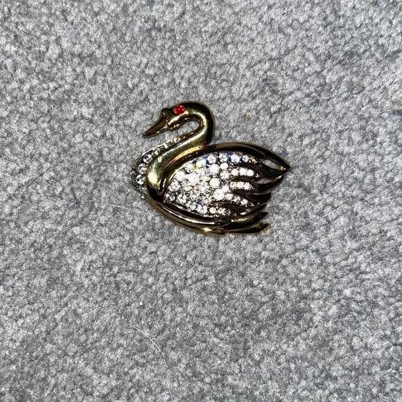Vintage Rhinestone Swan Brooch Pair - Gold Tone with Red Eyes - Picture 6 of 6